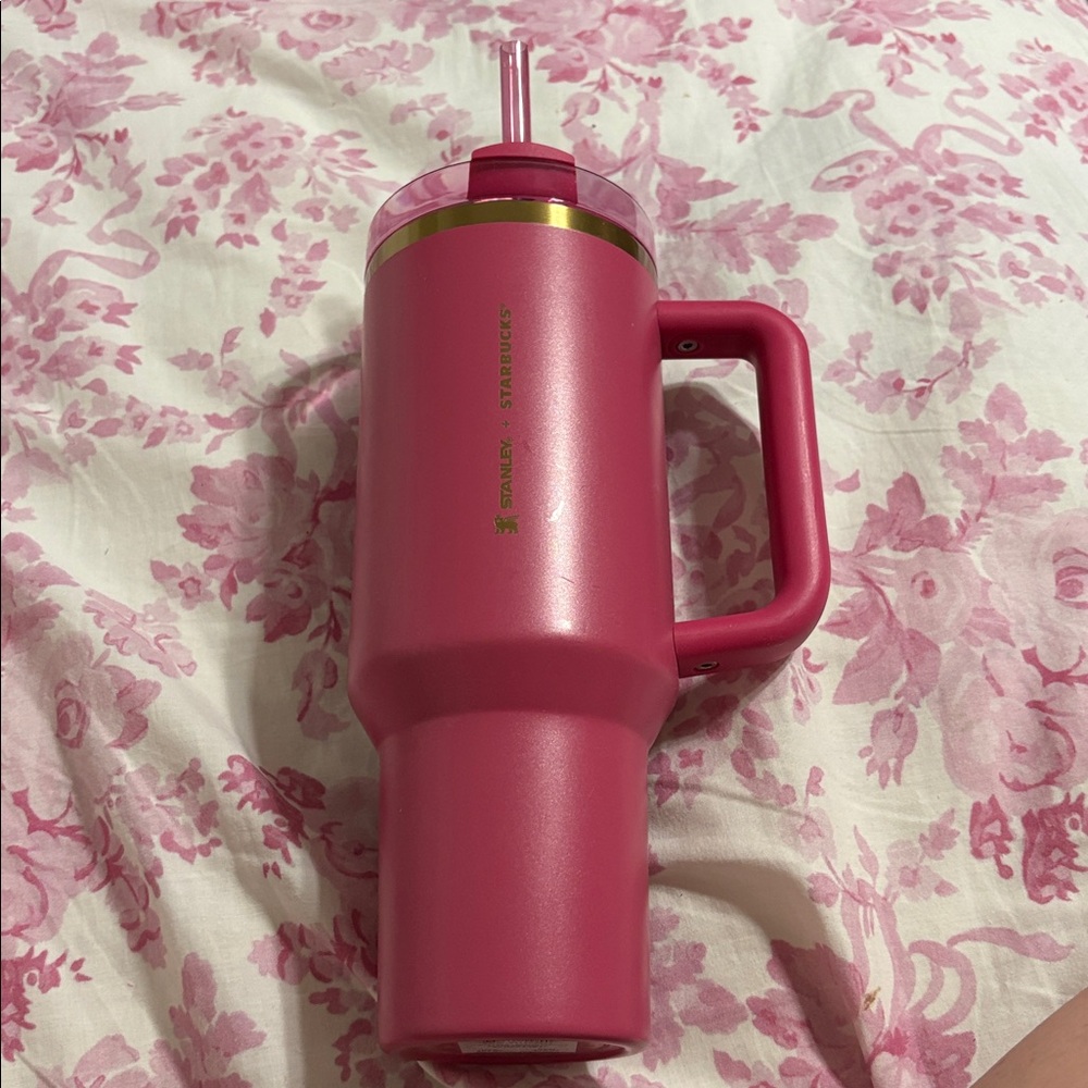 Stanley x Starbucks Berry NWT